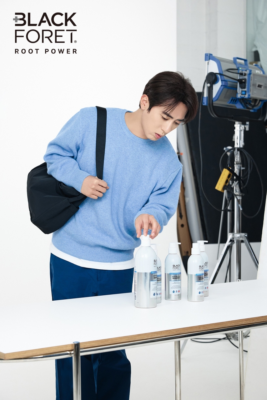 블랙포레, ‘김원훈’을 브랜드 모델로 발탁하며…탈모 케어 브랜드 신뢰도 및 소비자 공감 강화(4).jpg